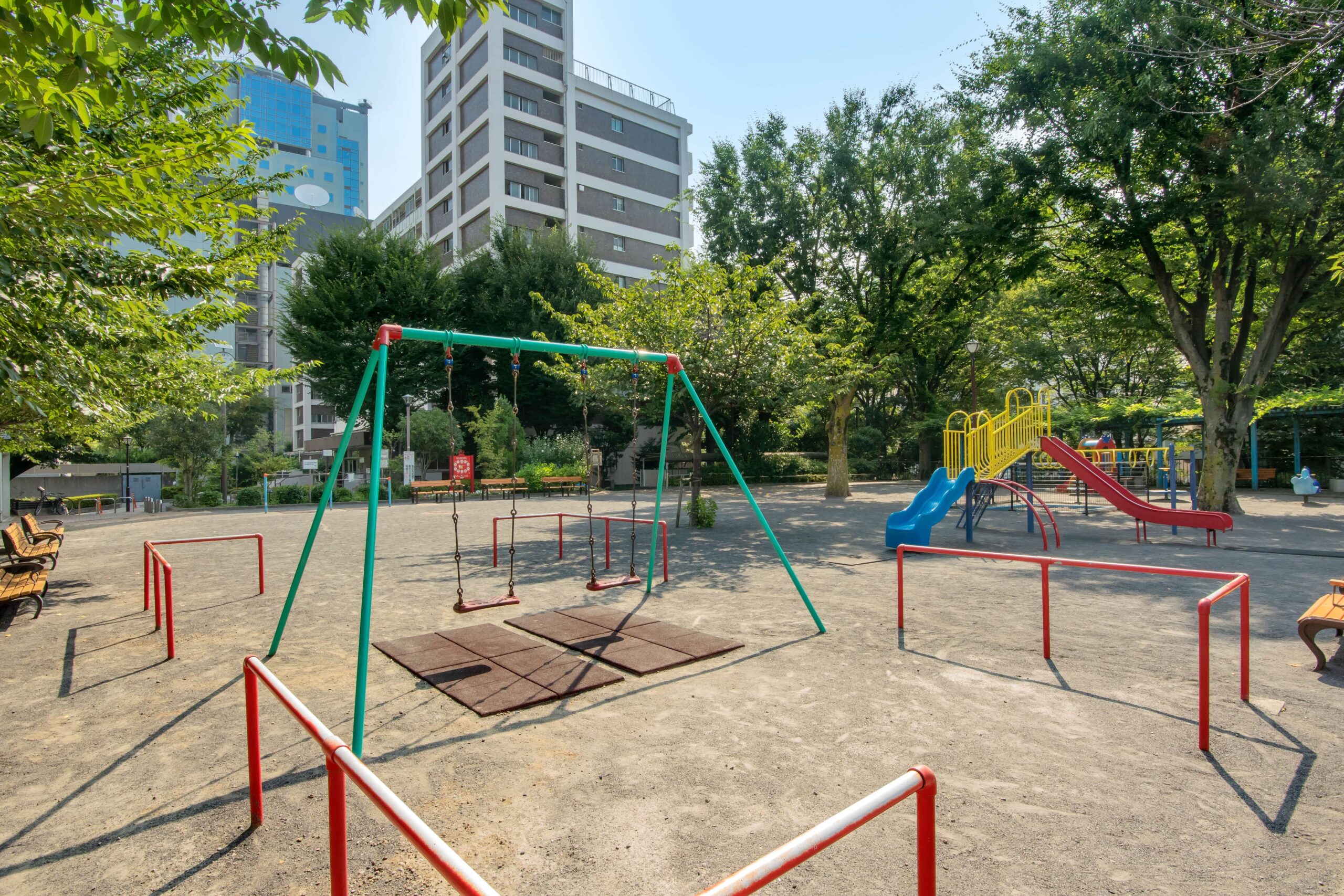 公園の遊具